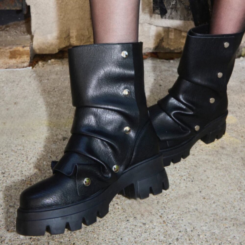 AZALEA WANG SYBEL BUTTON FLAT BOOTIE